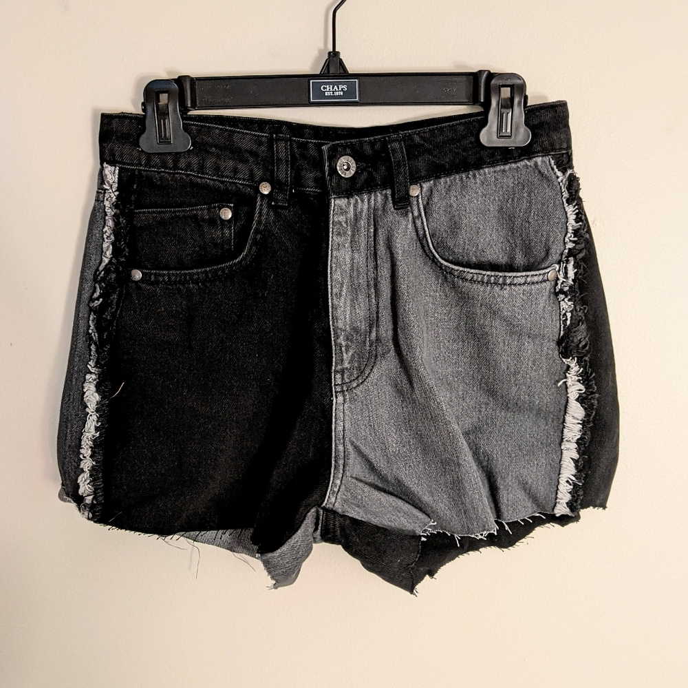 NWT Ragged Priest 'Fracture Short'